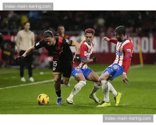 赛后观察:三连胜的塞维利亚露出獠牙,保级形势柳暗花明 赛后观察:三连胜的塞维利亚露出獠牙,保级形势柳暗花明